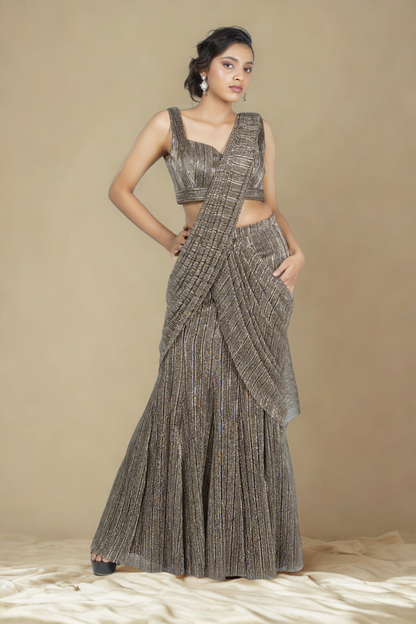 WALNUT BROWN CRUSHED JACQUARD CONCEPT SAREE