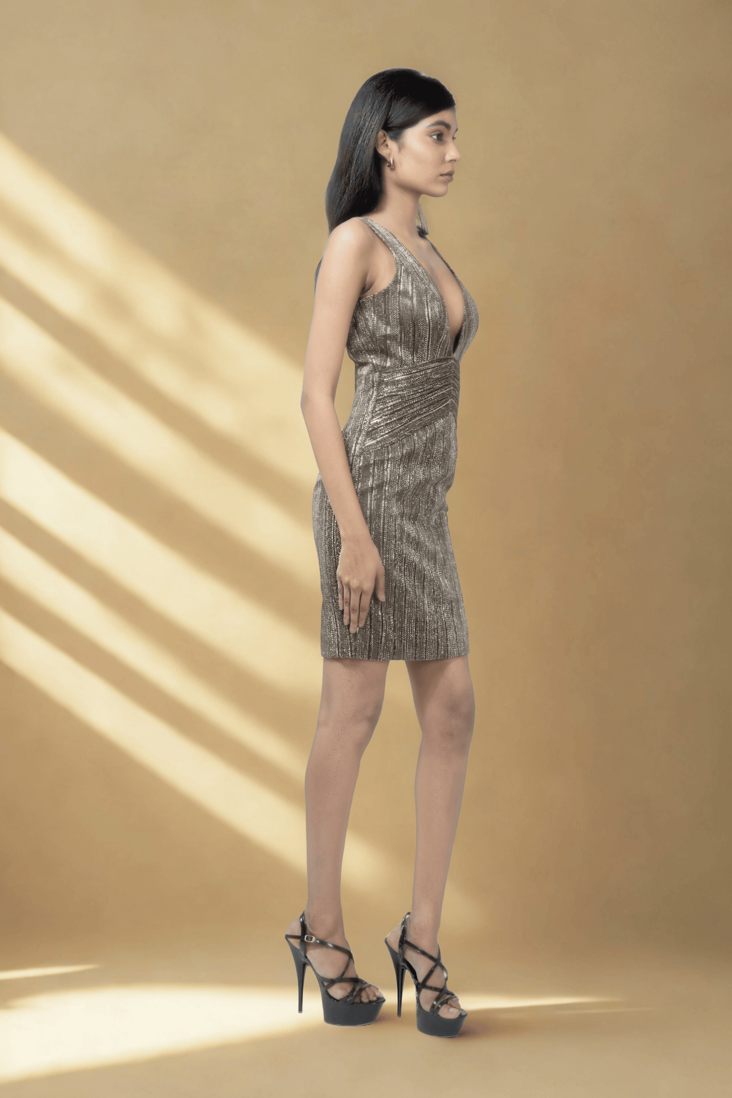 WALNUT BROWN CRUSHED JACQUARD BODYCON DRESS