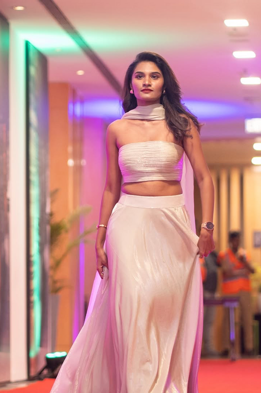 WHITE SAGE BIRKIN LYCRA LEHENGA
