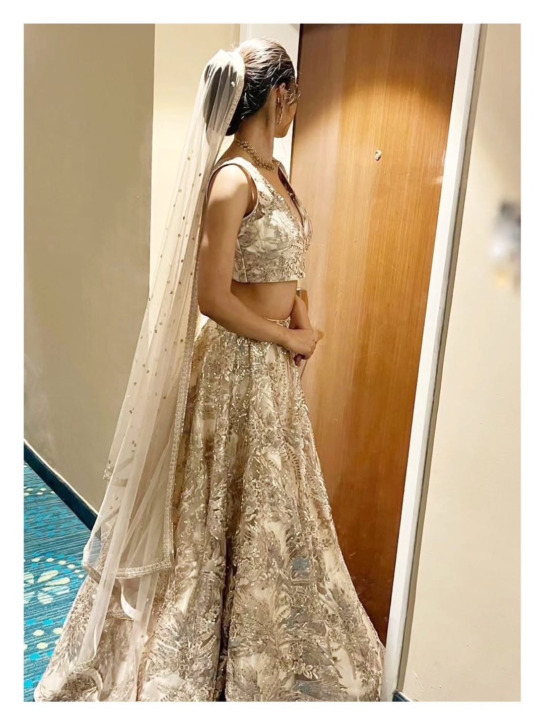 CHAMPAGNE APPLIQUÉ GOLD LEHENGA