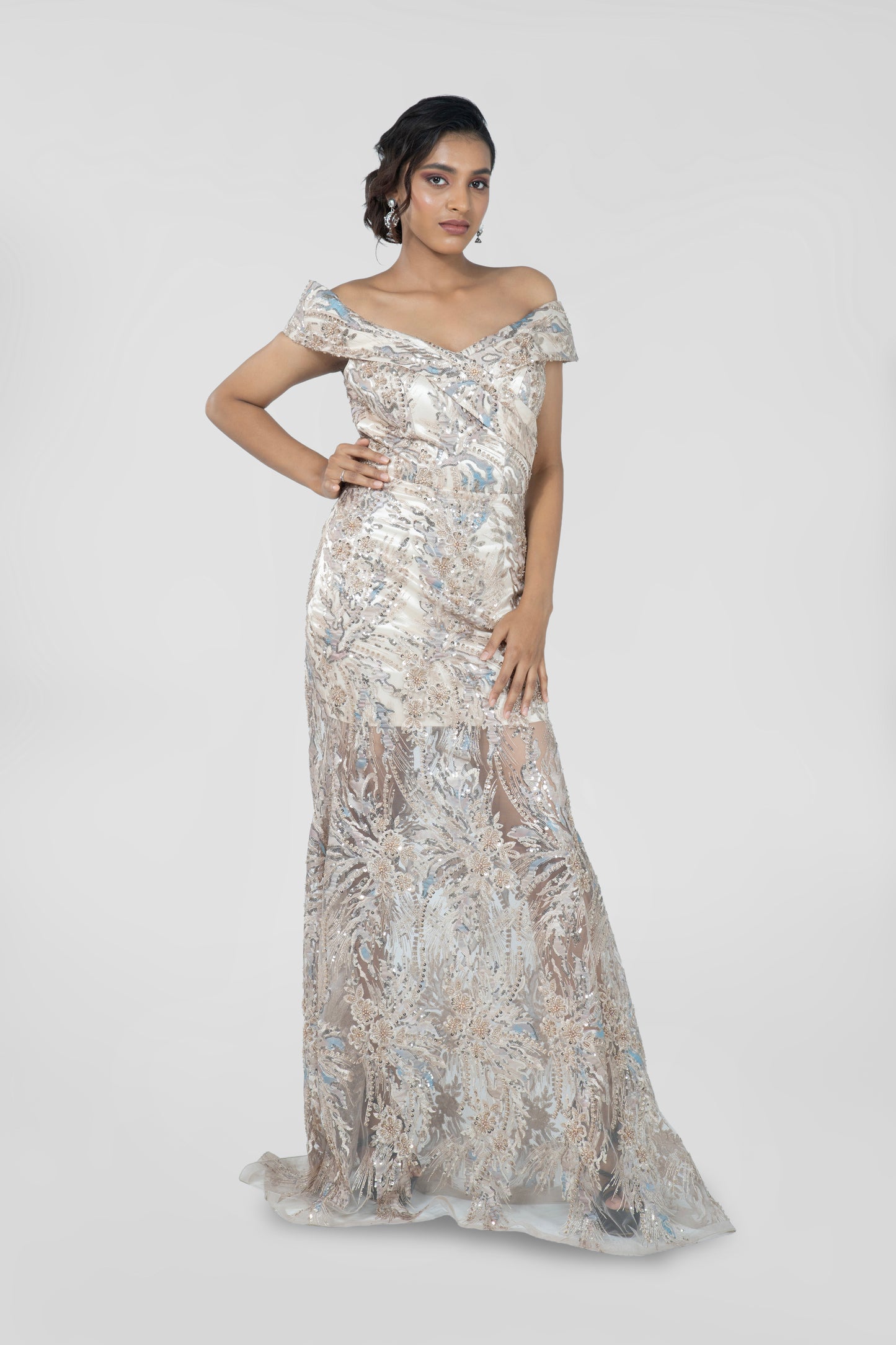 CHAMPAGNE APPLIQUÉ GOLD GOWN